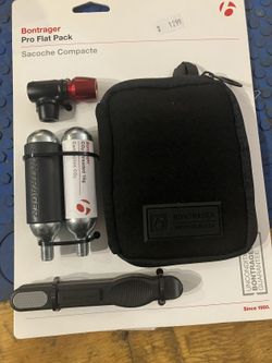 Sada bombicek, montpák a lepení Bontrager Flat Pack