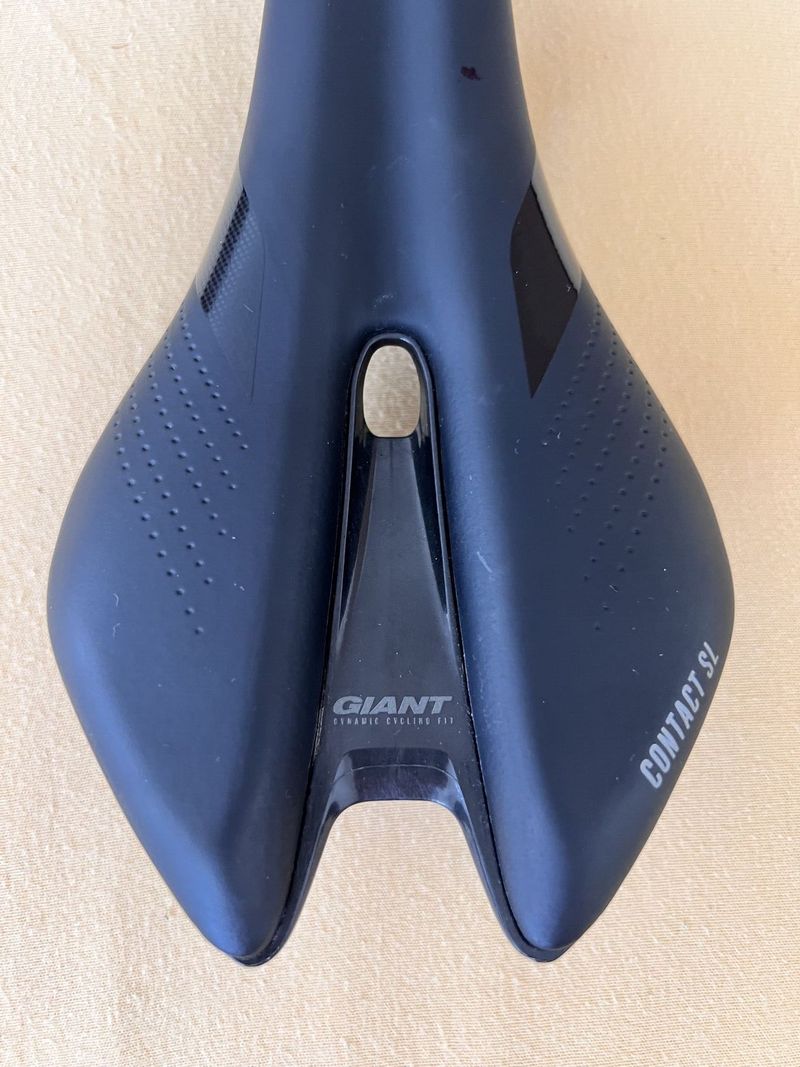 Giant Contact SL Upright Road Bike Saddle Black