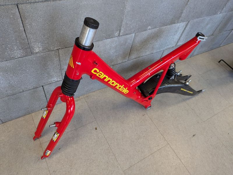1996 Cannondale Super V Carbon, po kompletní repasi, velikost M