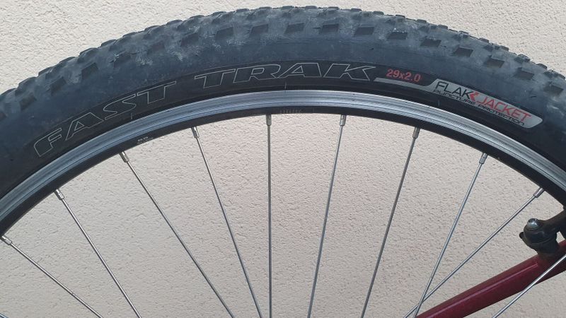 SPECIALIZED pro 150 - 170 cm