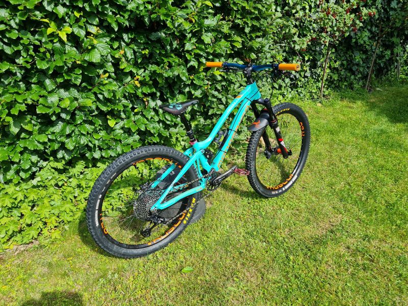 Prodám Youth Enduro Mondraker Factor 24 