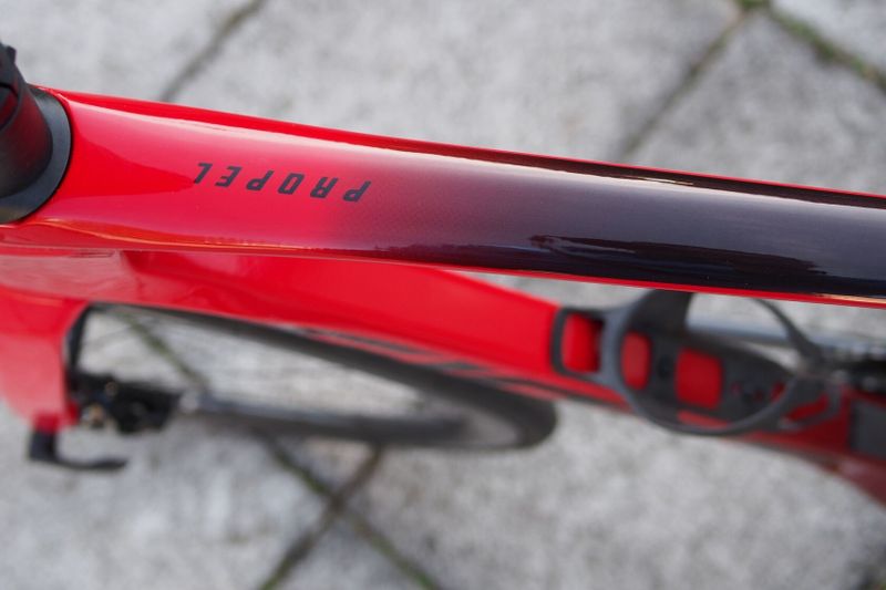 silniční kolo Giant Propel Advanced Custom 2x12 Force AXS 2024 vel. M (sleva 38%)