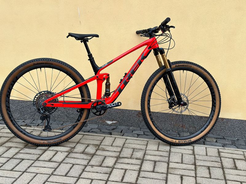 Celoodpružené kolo Trek Top Fuel 9.9 X01 