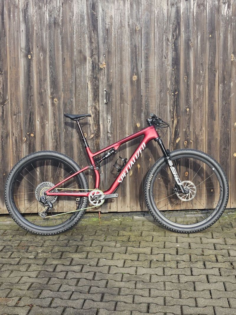 Specialized EPIC 8 EXPERT vel. L 2024