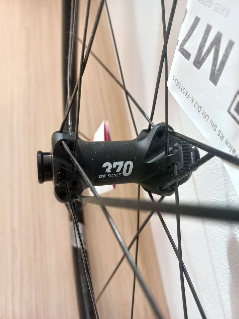 DT Swiss E1800 DB 30 mm 