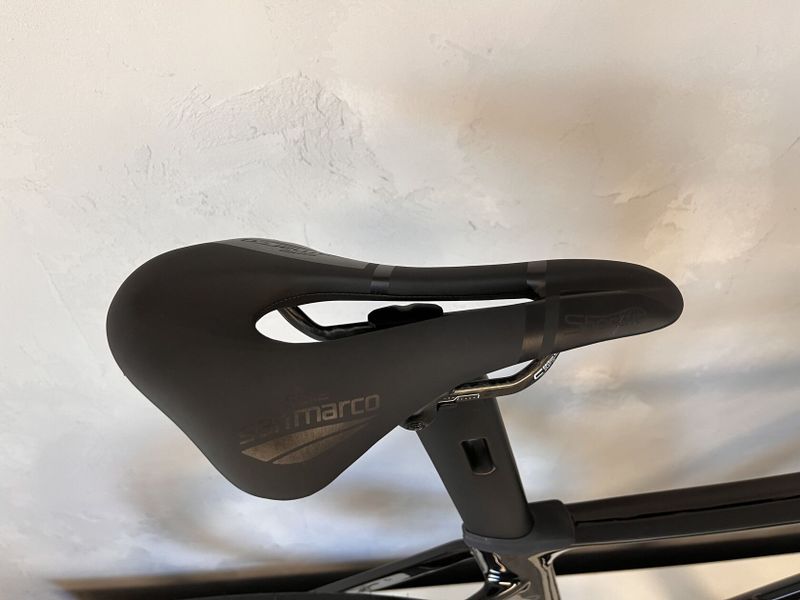 Nové Rondo HRVT CF0, Sram Red, vel. L