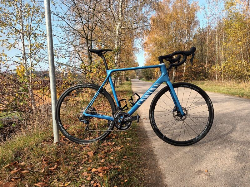 CANYON ULTIMATE CF SL 2020 Vel.: XL, nastaveno na 193 cm - PRODÁNO