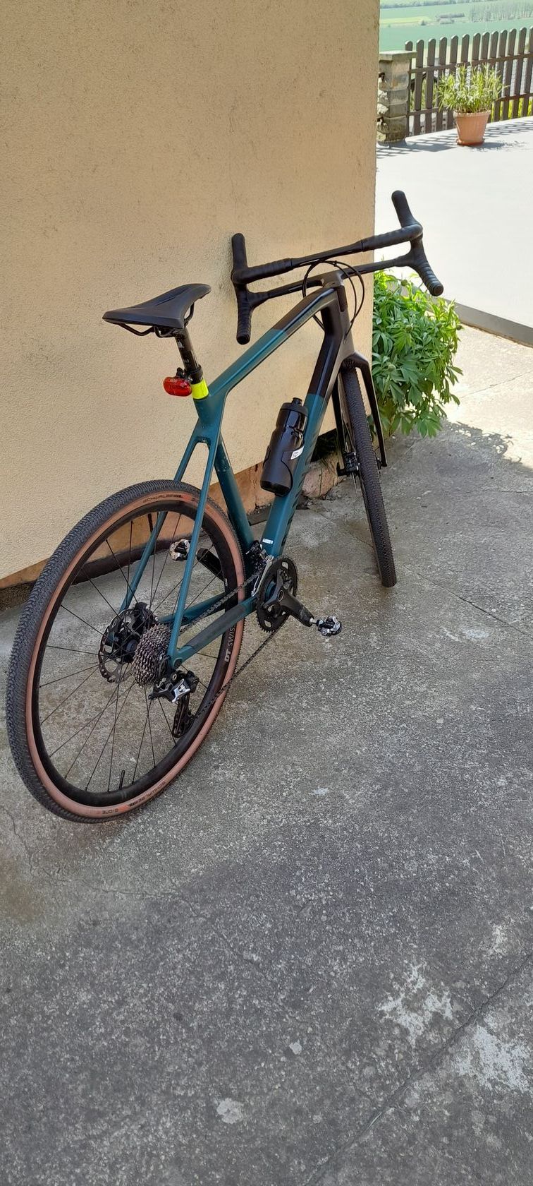 Gravel kolo Canyon Grail CF SL 7