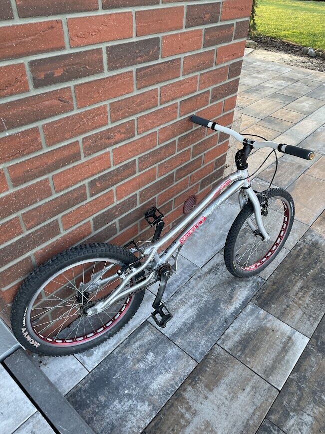 Biketrialové kolo Monty 207 Kamel pro děti od 6 do 12 let