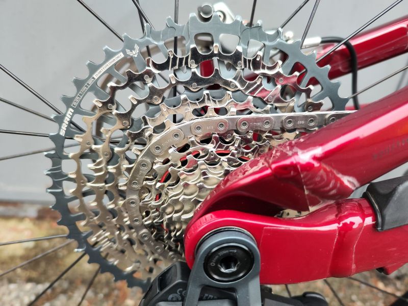 TREK SLASH 9 2024