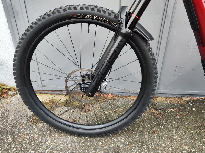 TREK SLASH 9 2024