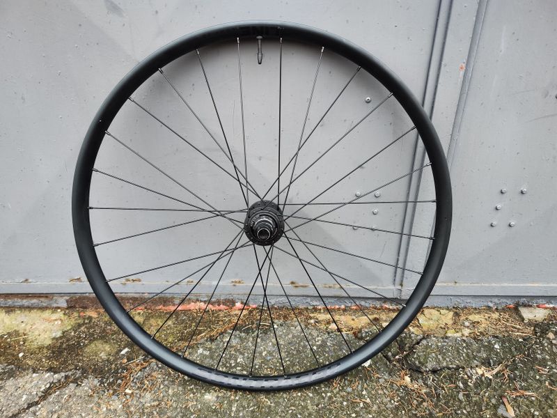 TREK SLASH 9 2024