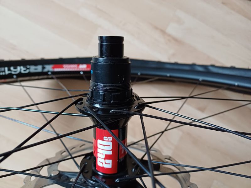 DT Swiss XR361 / DT 240