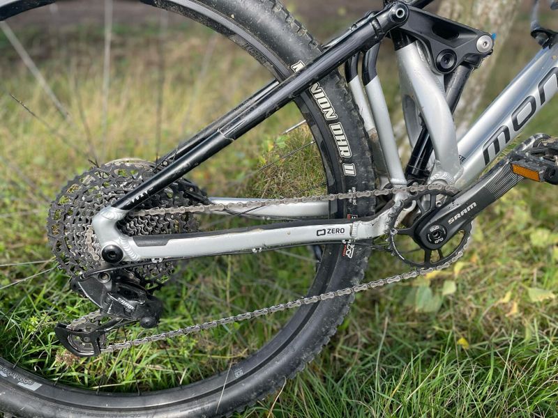 MONDRAKER - Foxy 29 racing silver/black 