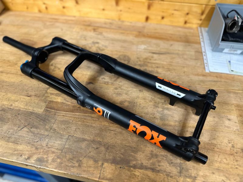 2020 Performance E-bike Series 36 FLOAT 27.5 180 Grip