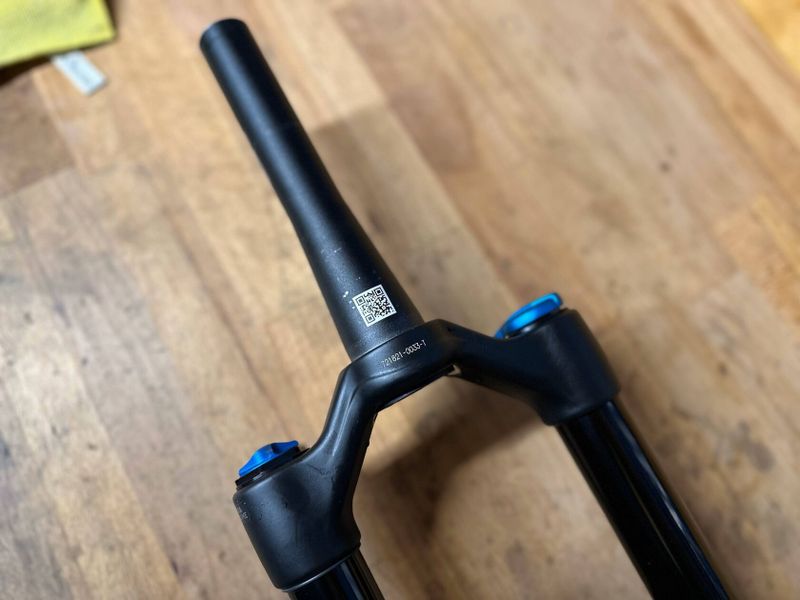 2020 Performance E-bike Series 36 FLOAT 27.5 180 Grip