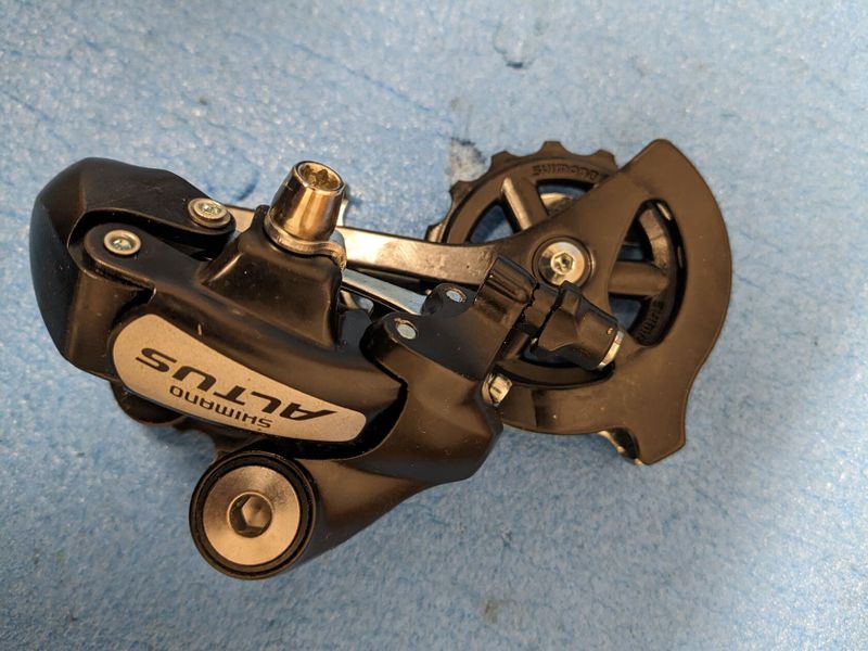 Přehazovačka Shimano Altus RD-M310 