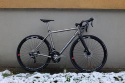REILLY CYCLEWORKS Spectre (Titan, vel. 55)