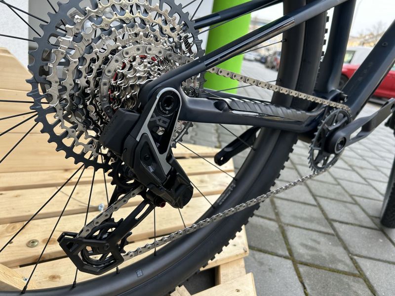 ORBEA OIZ M-TEAM AXS 2024 na SRAM X0 Eagle NOVÉ