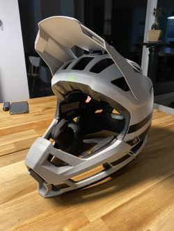 Integrální helma 100% trajecta