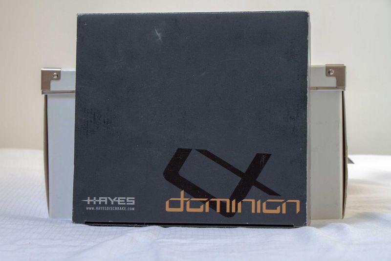 Hayes Dominion A4 Bronze přední, nová