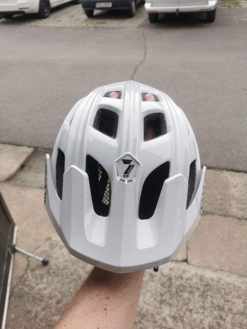 Mtb helma 7iDP