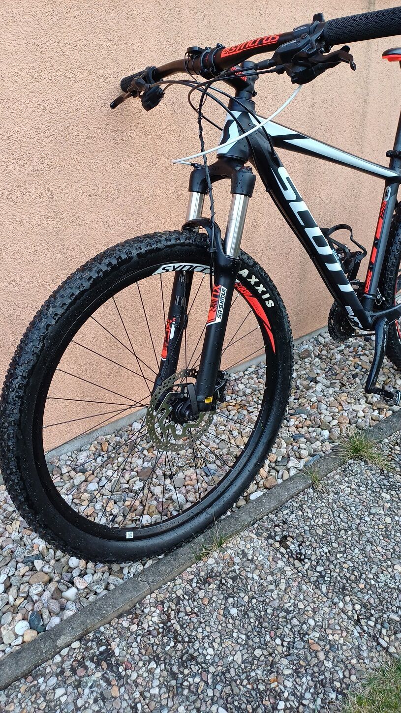 SCOTT SCALE 770 za 13 500 K Cyklobazar.cz
