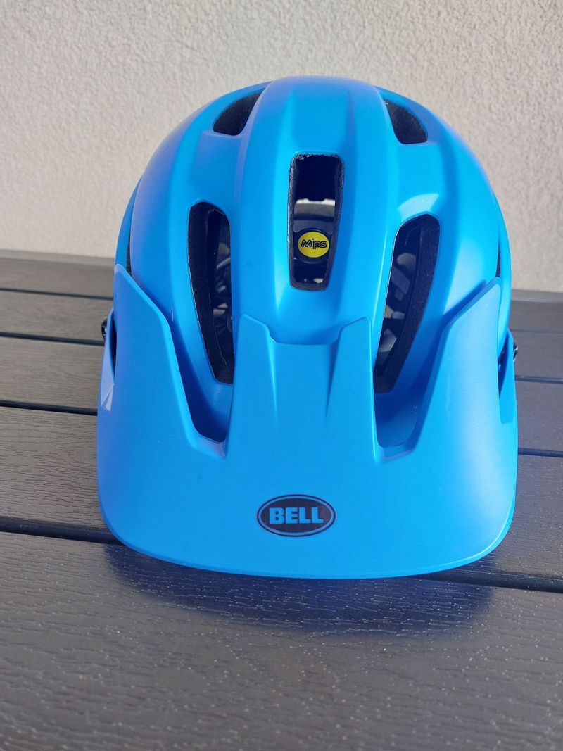Prodam helmu Bell