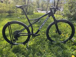 SPECIALIZED Epic Comp 2020 - velikost L