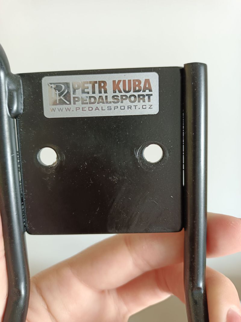 Držáky na kolo 2 ks, nepoužívané 