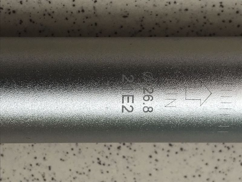 BMX sedlovka ICE 26.8mm, délka 580mm (58cm).