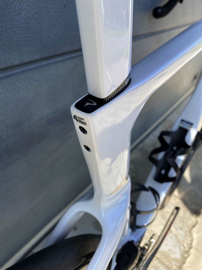 Pinarello Dogma F Disc (NOVÉ, vel. 530, 550) - CRYSTAL WHITE