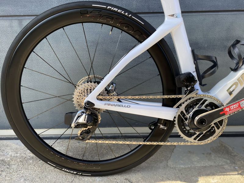 Pinarello Dogma F Disc (NOVÉ, vel. 530, 550) - CRYSTAL WHITE