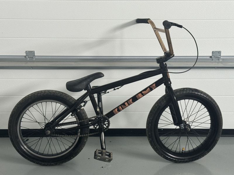 BMX KINK Kicker 18" 2021 Gloss Black Copper