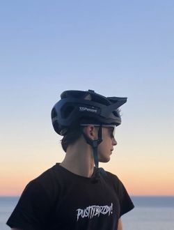 Trailová helma 100% Altec