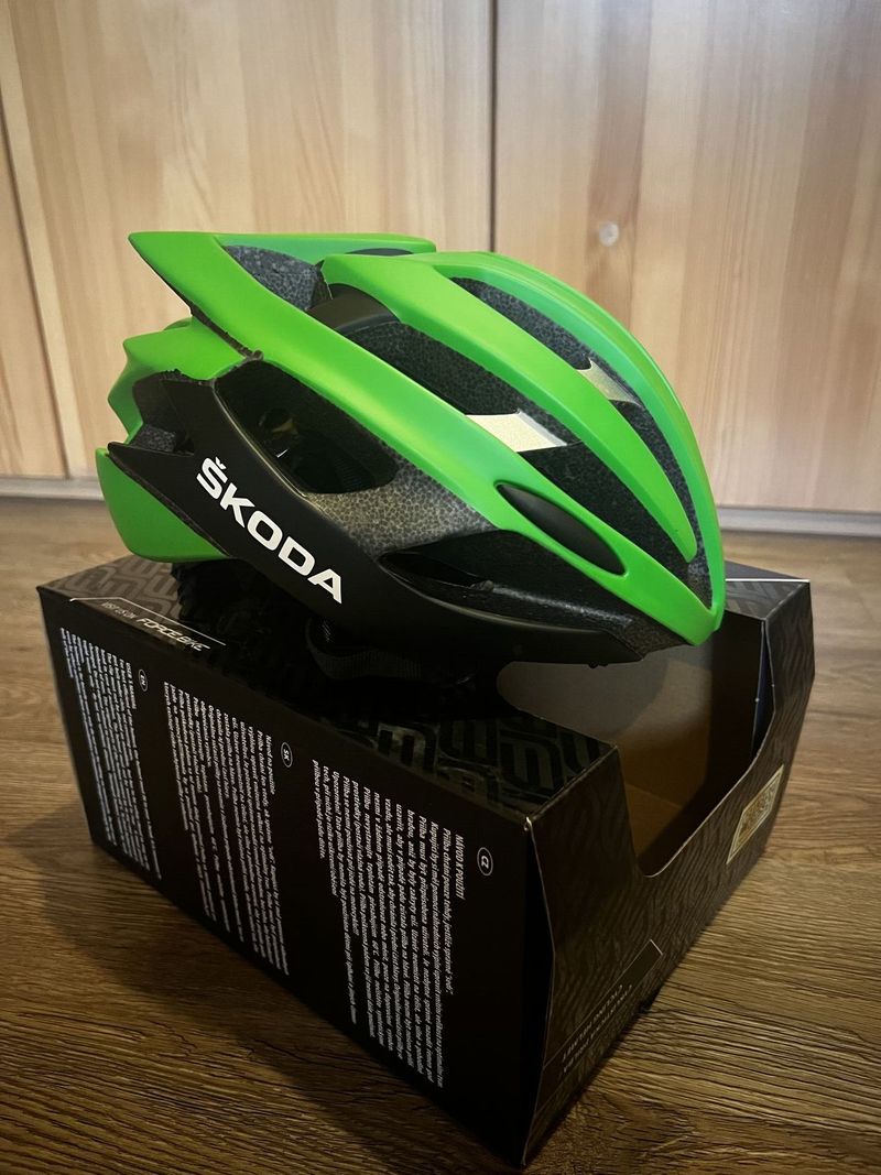 Cyklistická helma Škoda 