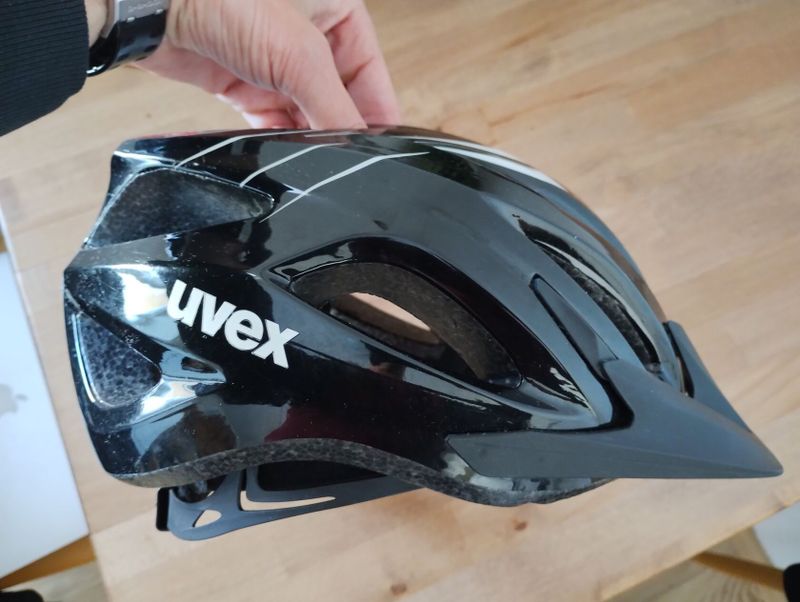 Pánská MTB helma Uvex