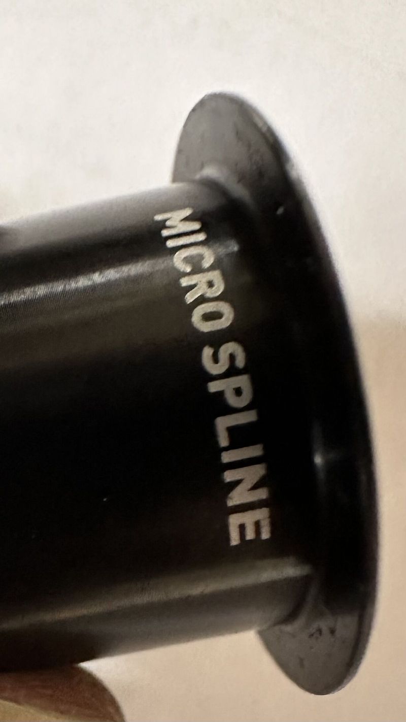 DT Swiss ořech MTB Shimano Microspline, 3-pawl náboje