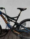 Pivot Cycles Mach 6 Carbon Enduro custom (M)
