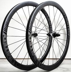 No-Limited Race 40 Disc clincher Nové