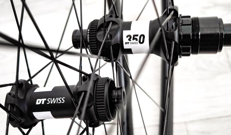 No-Limited Race 40 Disc clincher Nové