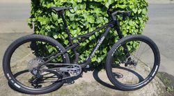 Prodám CANNONDALE Scalpel 2 Lefty (Smoke Black), vel. M 