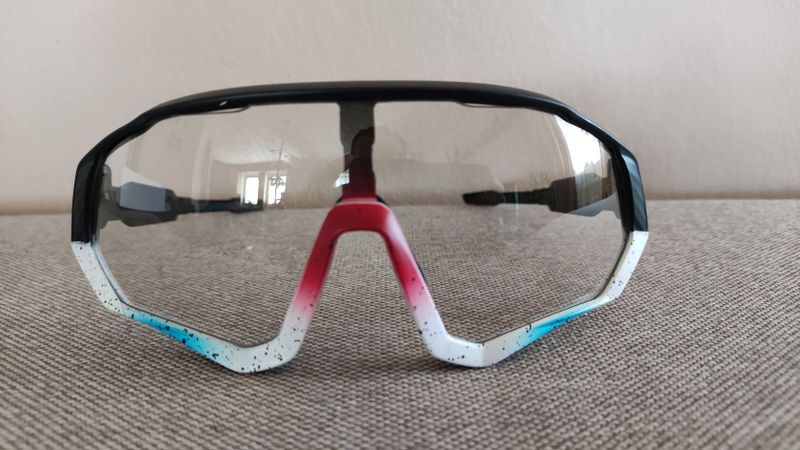 Prodám nové fotochromatické cyklistické brýle 