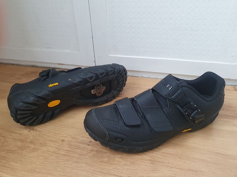 MTB tretry Giro vel. 43,5