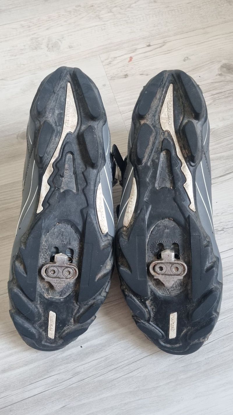 Tretry Shimano M087 vel.44