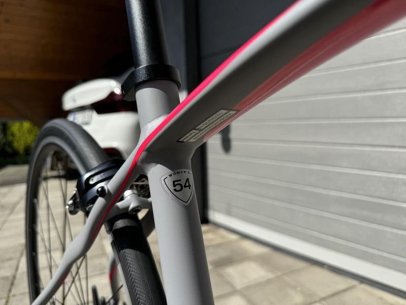 Dámské silniční kolo Specialized Dolce, vel. 54