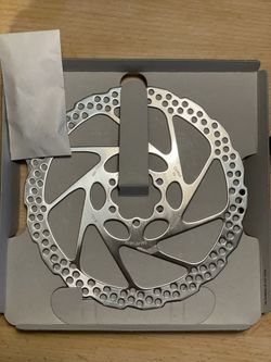 Nové SHIMANO brzdové kotouče - SM-RT56-M - 180 mm a 160 mm