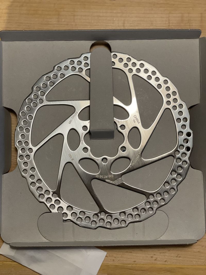 Nové SHIMANO brzdové kotouče - SM-RT56-M - 180 mm a 160 mm