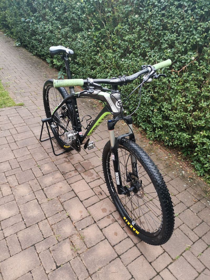 Horské kolo Kellys Hacker 10