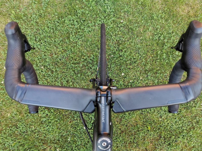 PRODÁM Silniční karbonové kolo Specialized S-Works Roubaix SL3